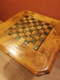 Game Table w/pineapple finial  (checkers and backgammon)	32sq x 29h