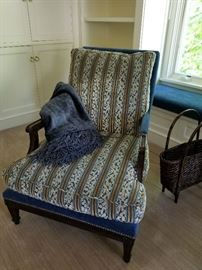 Striped Nailhead Chair	31w x 42d x 36h (17sh)