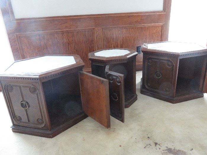 Continued pictures of mahogany end tables