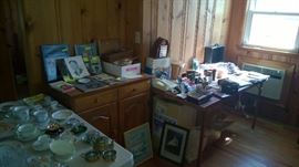 Kennedy lot, sewing treasure chest (or box)