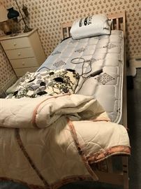 Single Bed (bedding not included) $ 120.00