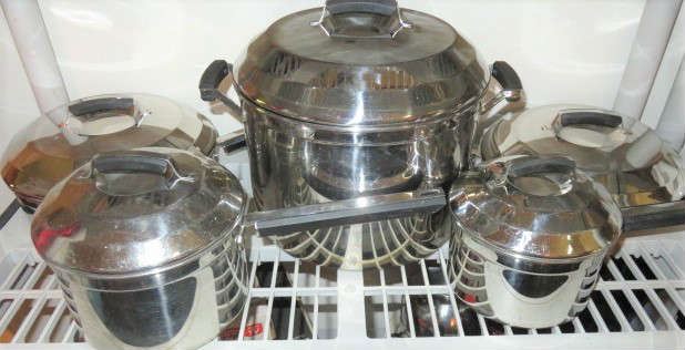1986 Cuisine Cookware's World Class Pot/Pan Set
