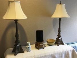 Set of matching lamps 