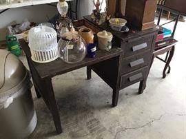 Garage - desk