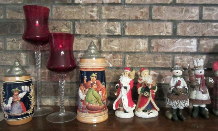 More steins and Christmas decorations