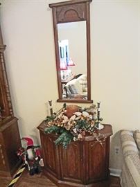 Console cabinet, mirror, and more table decorations