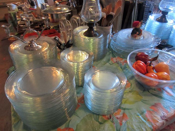 Lots and lots of plain glass plates (several sizes)