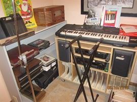 Technics SX-KN3000 keyboard with stand and cover
