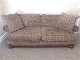 Bernhardt Sofa  7 foot 