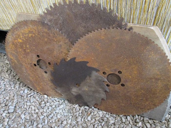 Misc Wood Saw Mill blades in various sizes...