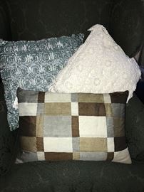HUGE COLLECTION OF HAND-CRAFTED QUILTS (ALL SIZES)