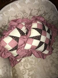 HUGE COLLECTION OF HAND-CRAFTED QUILTS (ALL SIZES)
