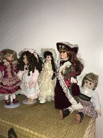 HUGE COLLECTION OF DOLLS