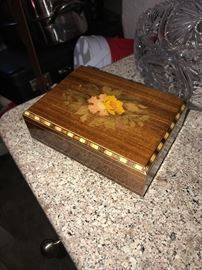 WOODEN BOX