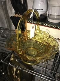 AMBER GLASS BASKET
