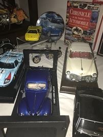 COLLECTIBLE DIE CAST CARS
