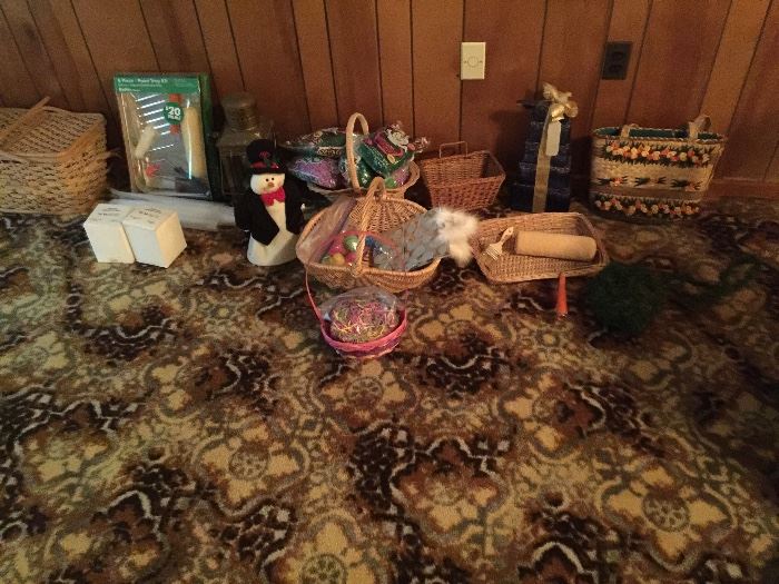 baskets, easter grass, Christmas items