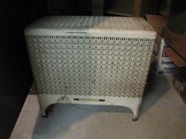 1940's Trilmont radiator style heater, perfect for repurposing !