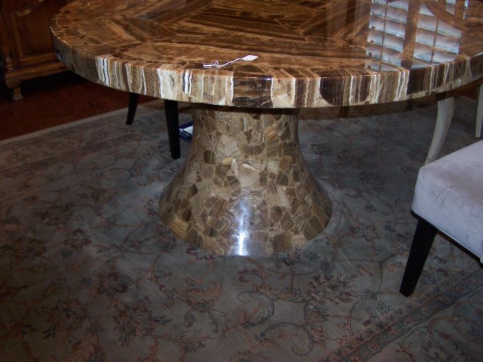 Onyx table