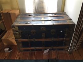 AntiqueChest