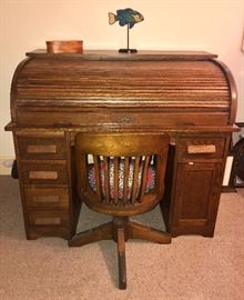 C-Roll Antique Oak Desk