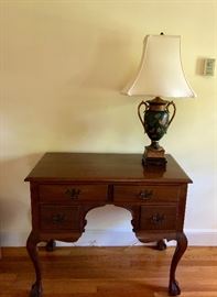 Small vintage 4-drawer side table by True Grand Rapids