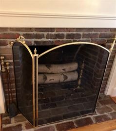 Fireplace screen