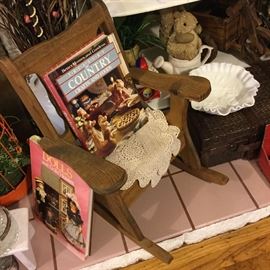 Doll or small child rocking chair and books all over the sale, many collecting categories