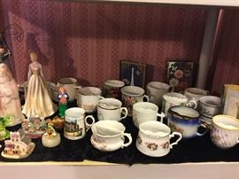 Collection mustache cups