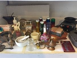 Magic genie lamp. Mortal and pestol  set, etc.