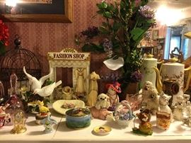 Cats, dogs, bells, birds, ...