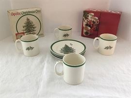 Spode Christmas Mugs & Plates, in Original Boxes       https://ctbids.com/#!/description/share/26819