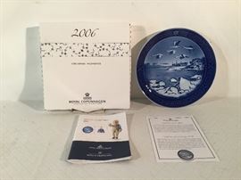 Royal Copenhagen Plate, 2006       https://ctbids.com/#!/description/share/26852