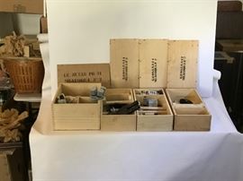 Microscope Parts in 4 Wooden Boxes        https://ctbids.com/#!/description/share/26928