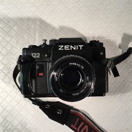 Zenit 122 Camera with MC MNP-20m lens    https://ctbids.com/#!/description/share/26893