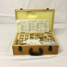 2 Wooden Boxes of Lenses and Parts        https://ctbids.com/#!/description/share/28561