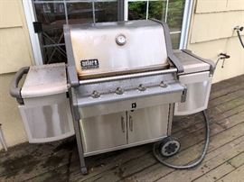 Weber Summit Platinum Gas Grill Gas Line disconnect converter available to use with Propane tanks