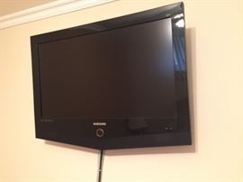 32” Samsung Wall mount only