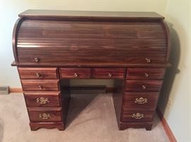 Roll top desk 