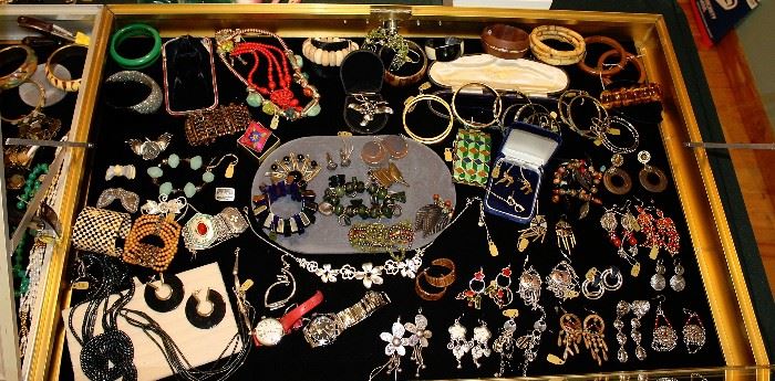 Jewelry Case 2