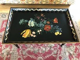 Beautiful metal Center accent / coffee table