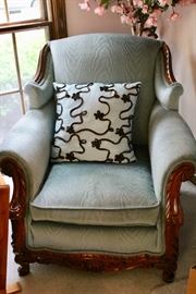 Neat chair with great carved arms and legs