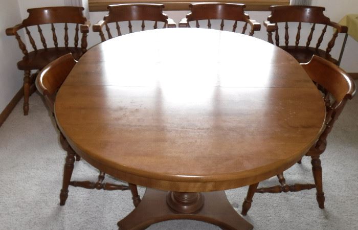 Hard rock maple round double pedestal dining table, four leaves, four captain's chairs & two side chairs