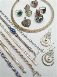 LOTS OF GREAT DESIGNER STERLING JEWELRY