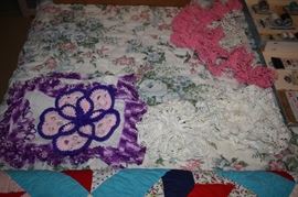 Beautifully Crocheted Vintage and Linen Place Mats and Crocheted Table Piece