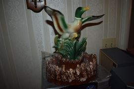 Beautiful Vintage Duck Planter in Excellent Condition!