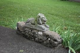 Vintage Concrete Lions for your Driveway Entrance