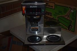 Bunn 3 Burner Coffee Maker in Great Condition!