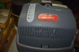 Owner's Manual and Professional Installation Guide for Honeywell House Steam Humidifier (new never used originally purchased at a price of $600.