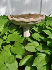 Concrete birdbath
